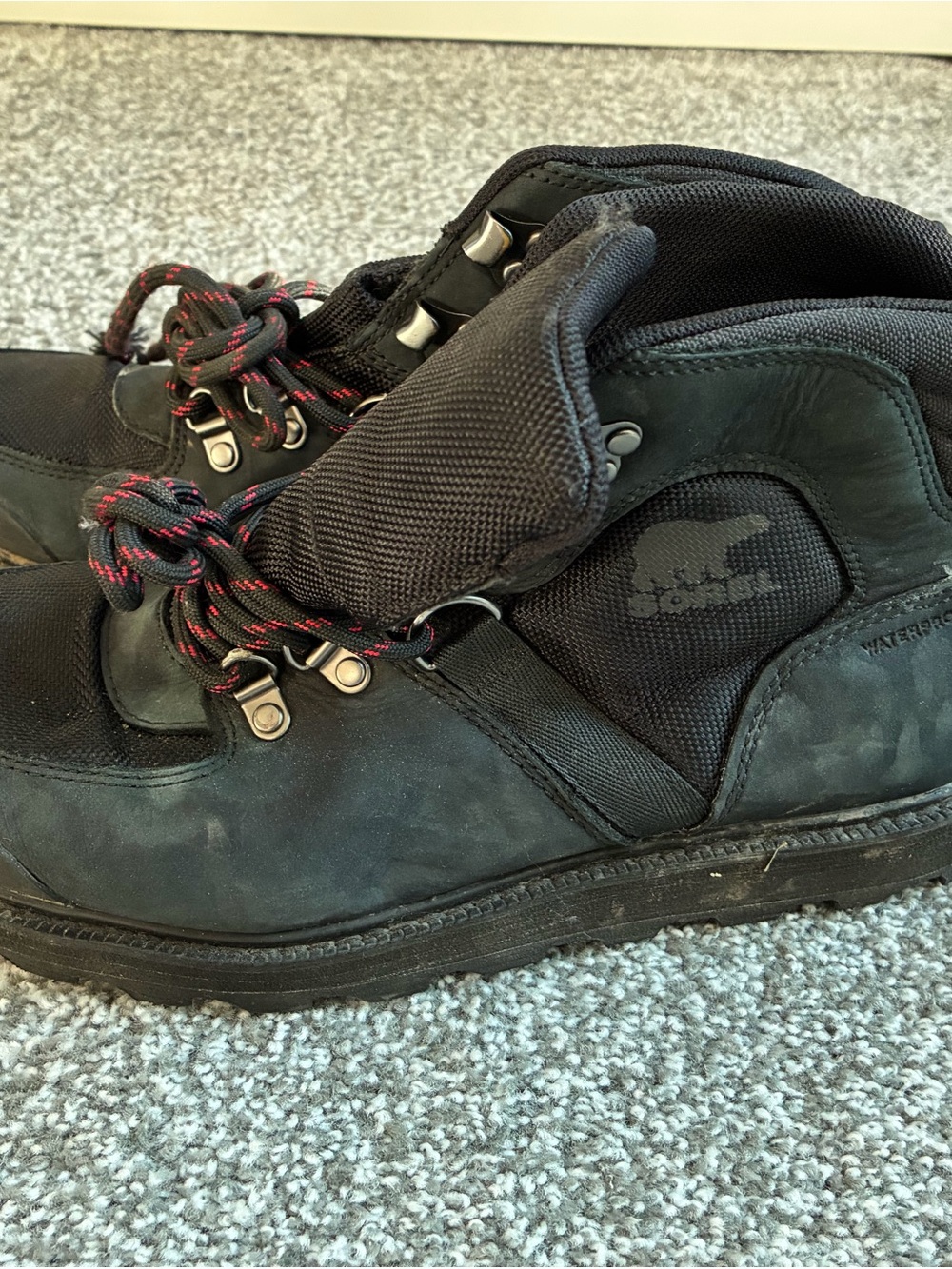 Men's Sorel Hiking Boots Size 9